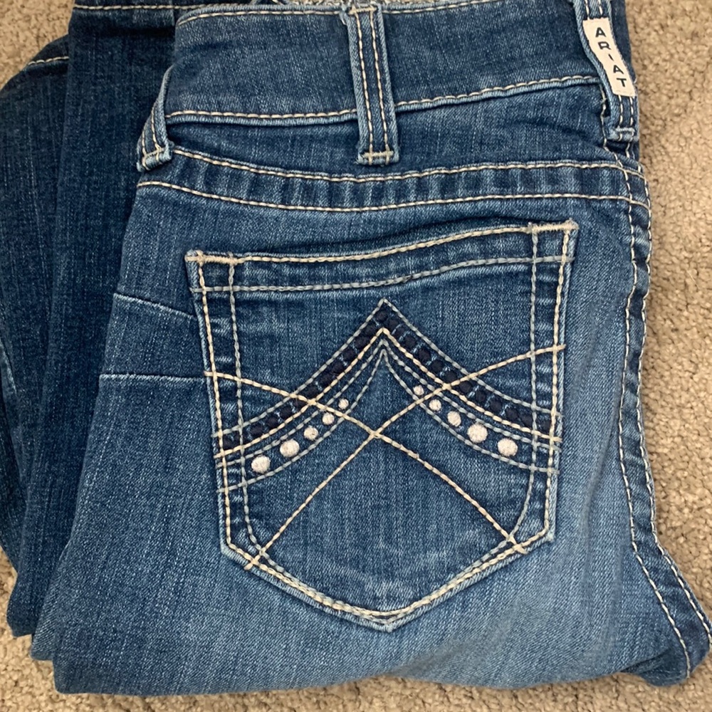 Ariat jeans size 27L